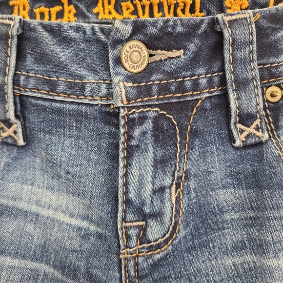 Rock Revival Alivia Bermuda Jean Shorts Size 27 - Picture 3 of 7